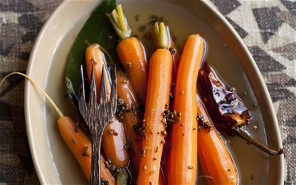 Pickled carrots with chilli and coriander