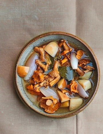 Pickled chanterelles