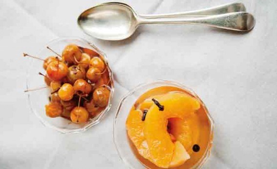 Pickled crab apples