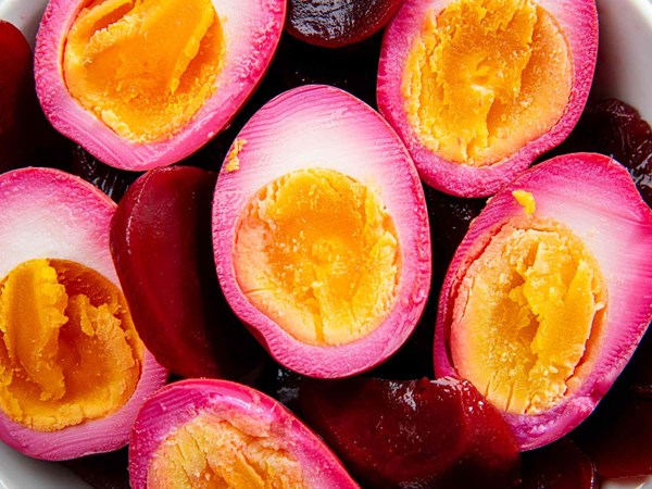 Pickled eggs and beets 