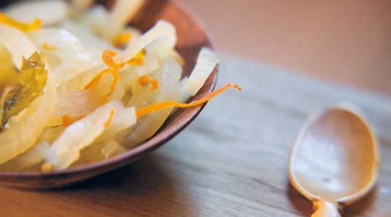 Pickled fennel with orange and mint