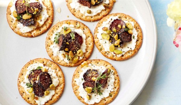 Pickled fig, pistachio & ricotta canapés