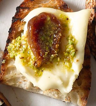 Pickled fig, robiola & pistachio oil crostini