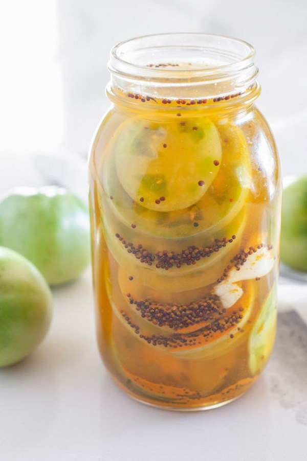 Pickled green tomatoes