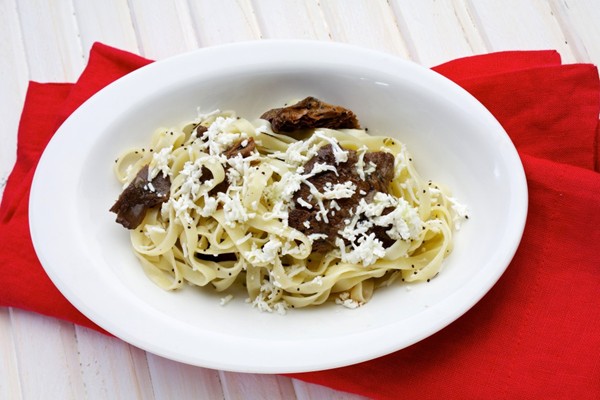 Pickled mushroom, brown butter and bryndza linguine