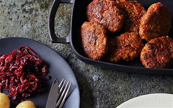 Pickled red cabbage