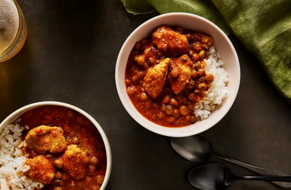 Pigeon peas with green banana dumpling stew from Luz Cruz (Gandules con bollos guisado)
