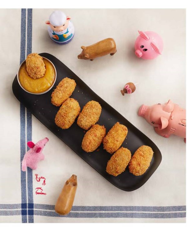 Piggy croquettes with toffee apple sauce
