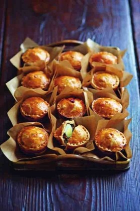 Piggy pies