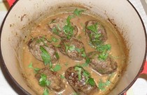 Pigs' cheeks with mustard lentils