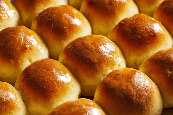 Pillowy pull-apart dinner rolls