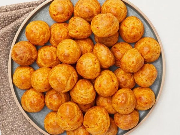 Pimento cheese gougères 
