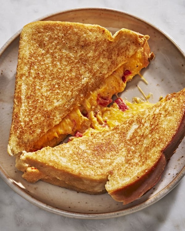 Pimento grilled cheese