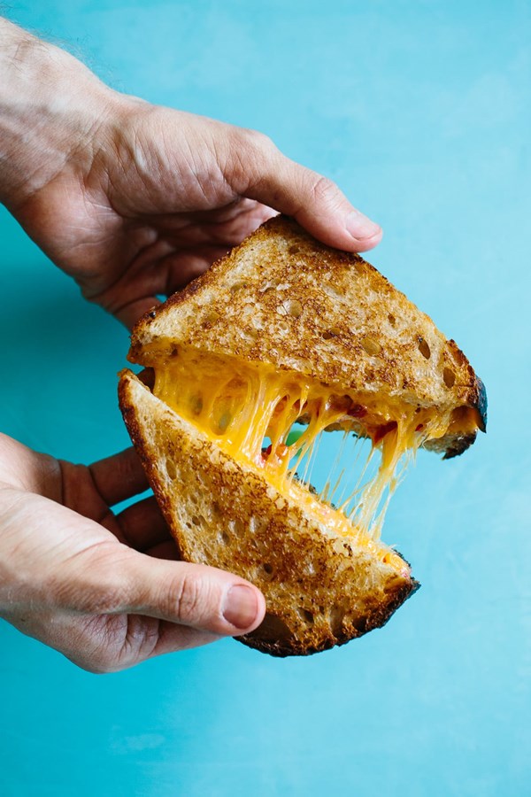 Pimiento grilled cheese sandwiches