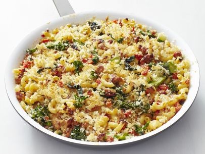 Pimiento mac and cheese with chicken sausage