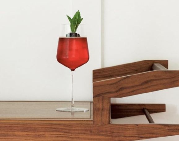 "Pimm's" cup [Gabriella Mlynarczyk]