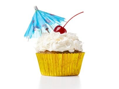 Piña colada cupcakes
