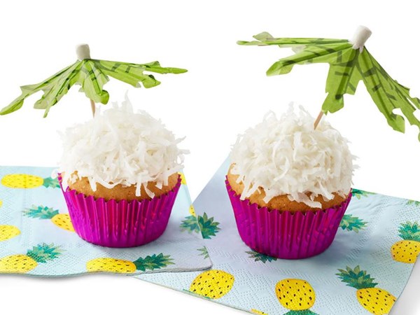 Piña colada cupcakes