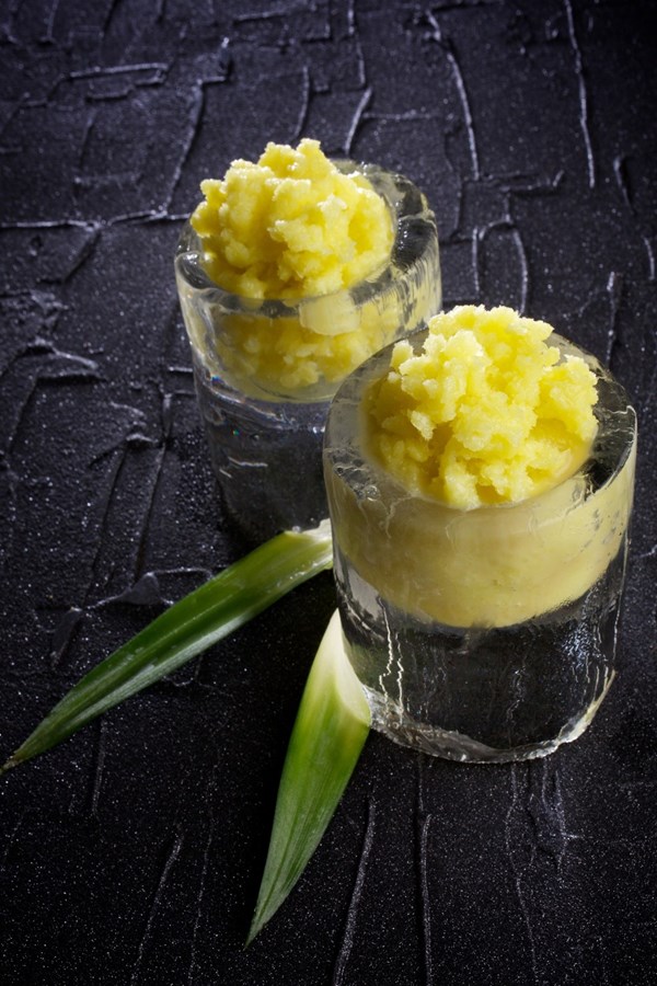 Piña colada granita