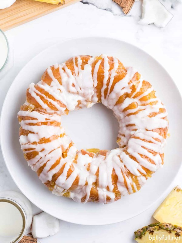 Pina colada monkey bread