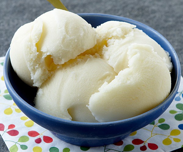 Piña colada sorbet