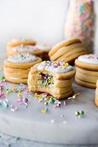 Piñata cookie surprises
