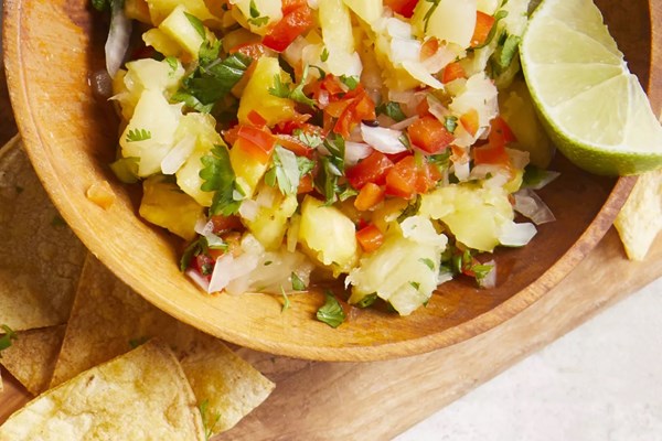 Pineapple & sweet pepper salsa 