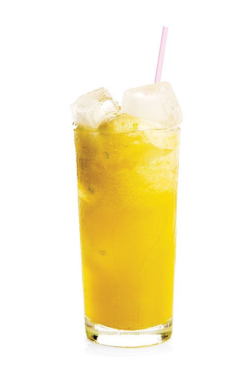 Pineapple and cactus drink (Agua de piña con nopal)