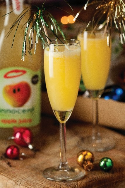 Pineapple and ginger sparkler
