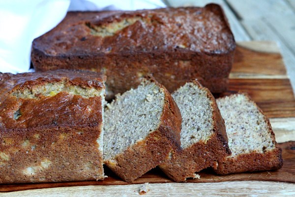 Pineapple banana bread