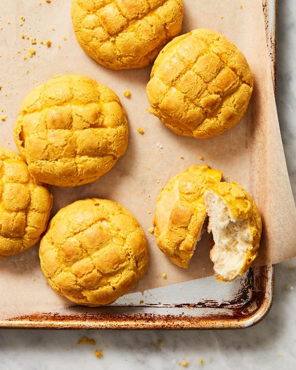 Pineapple buns