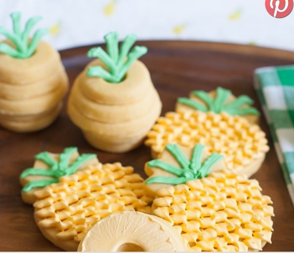 Pineapple cookies
