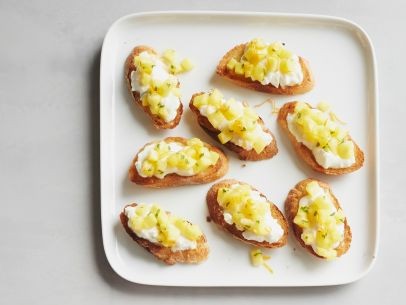 Pineapple-orange crostini
