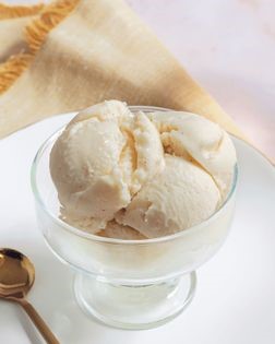 Pineapple pink peppercorn ice cream