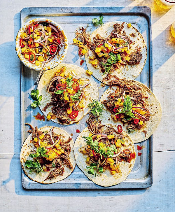 Pineapple pulled pork tacos