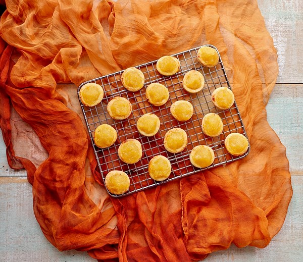 Pineapple tarts (Kuih tarts)