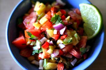 Pineapple tomato salsa