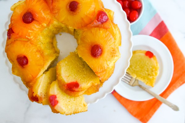 Pineapple upside-down bundt cake