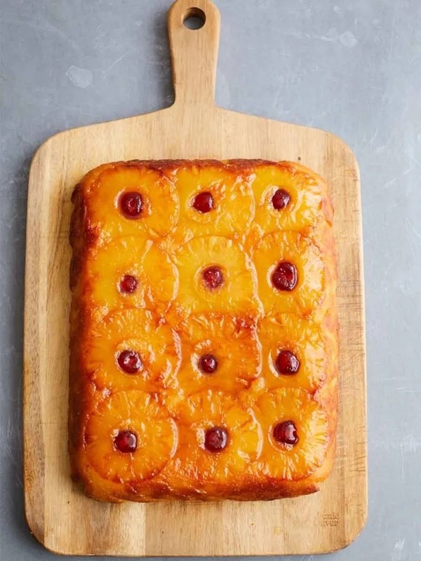 Pineapple upside-down cake