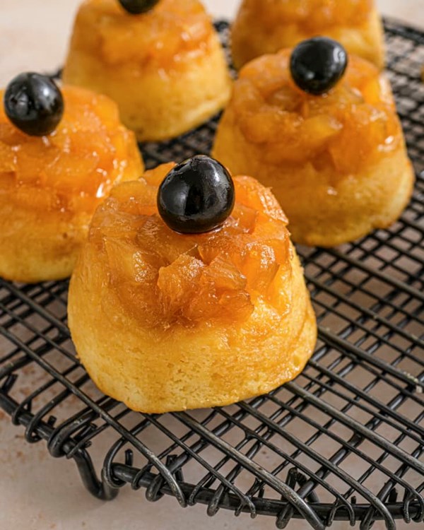 Pineapple upside down cupcakes