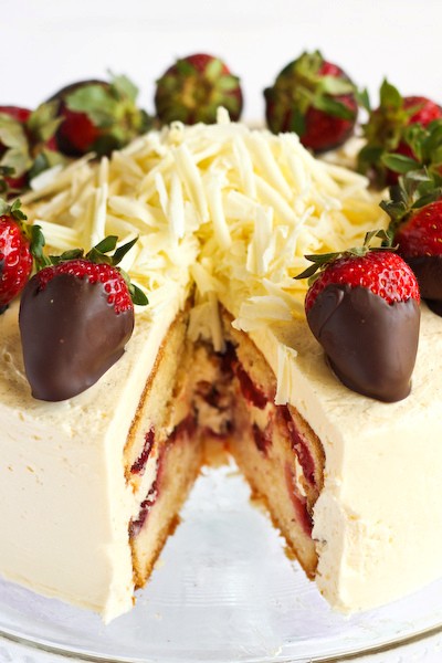 Pink Champagne & strawberry cake