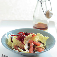 Pink grapefruit and Chinese leaf salad