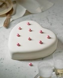 Pink pearl lady cake