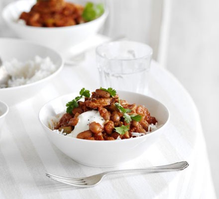Pinto bean and spicy sausage chilli