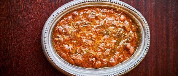 Pinto bean stew (Loobia chiti)