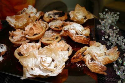 Pinwheel puff pastry mince pies