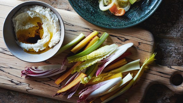 Pinzimonio with ricotta and olive oil