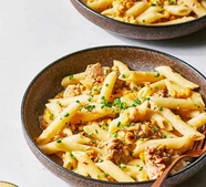 Piri piri chicken & corn pasta