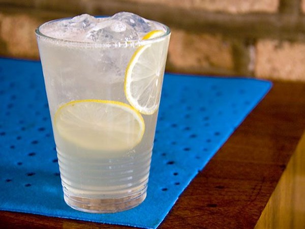Pisco punch [pineapple gomme]