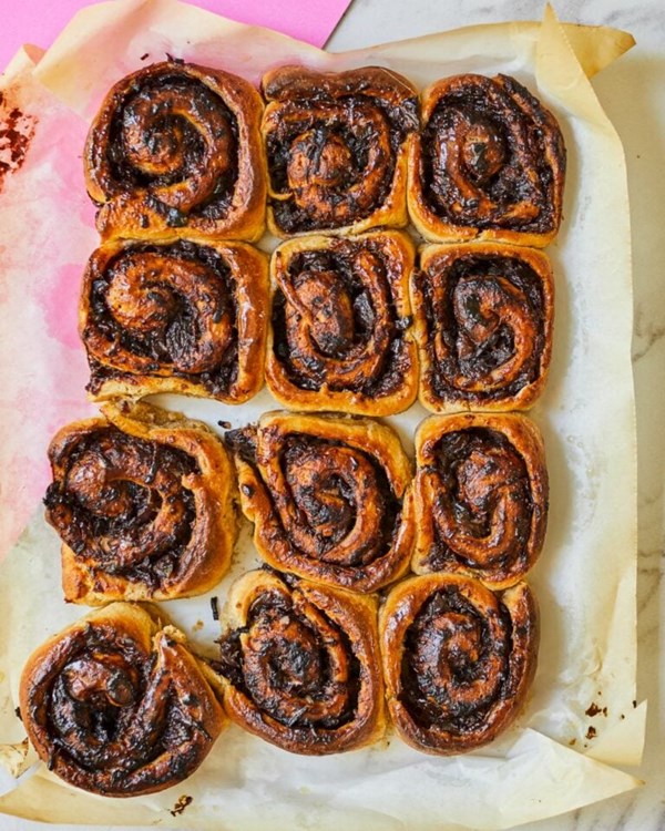 Pissaladière scrolls 